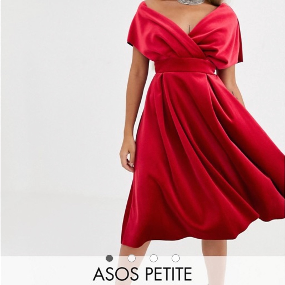 ASOS DESIGN PETITE FALLEN SHOULDER NEVER WORN